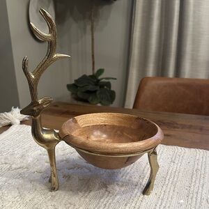 Elegant Gold and Brown Deer Bowl